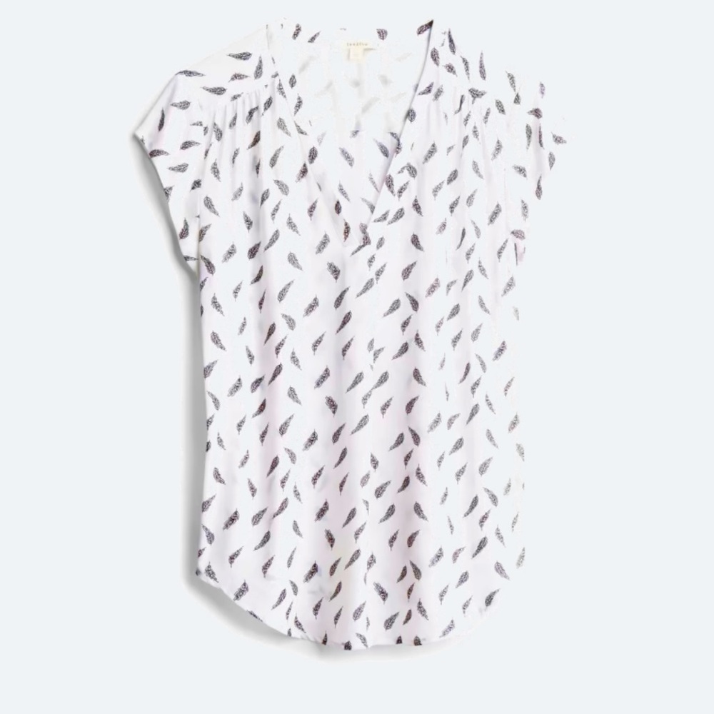 Off white w/ feathers, lightweight, short sleeve blouse.